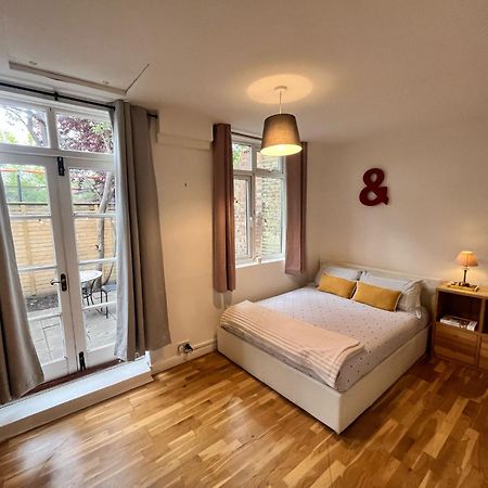 Charming 1-Bedroom Apartment Southfields, London Londres Exterior foto