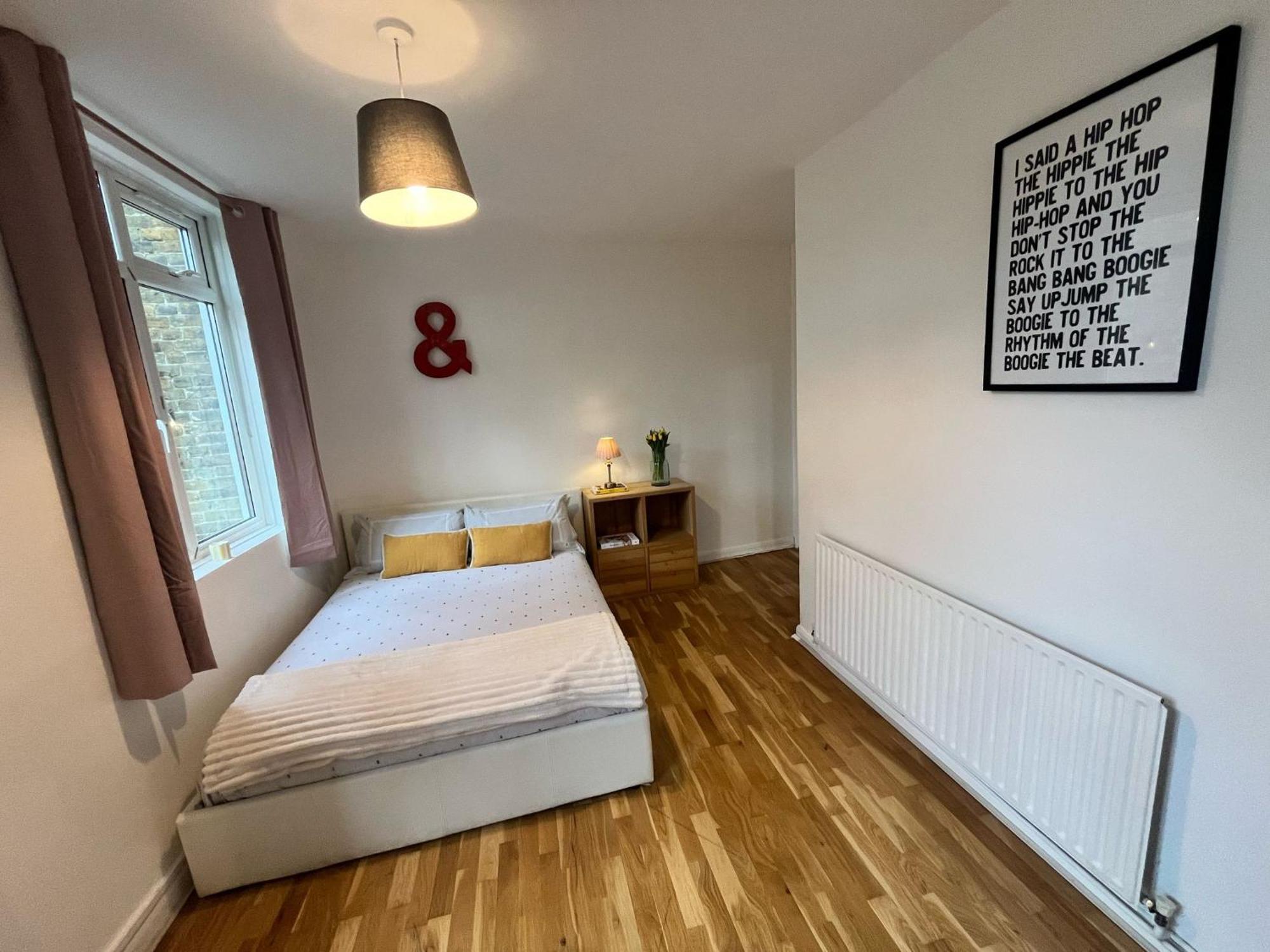 Charming 1-Bedroom Apartment Southfields, London Londres Exterior foto
